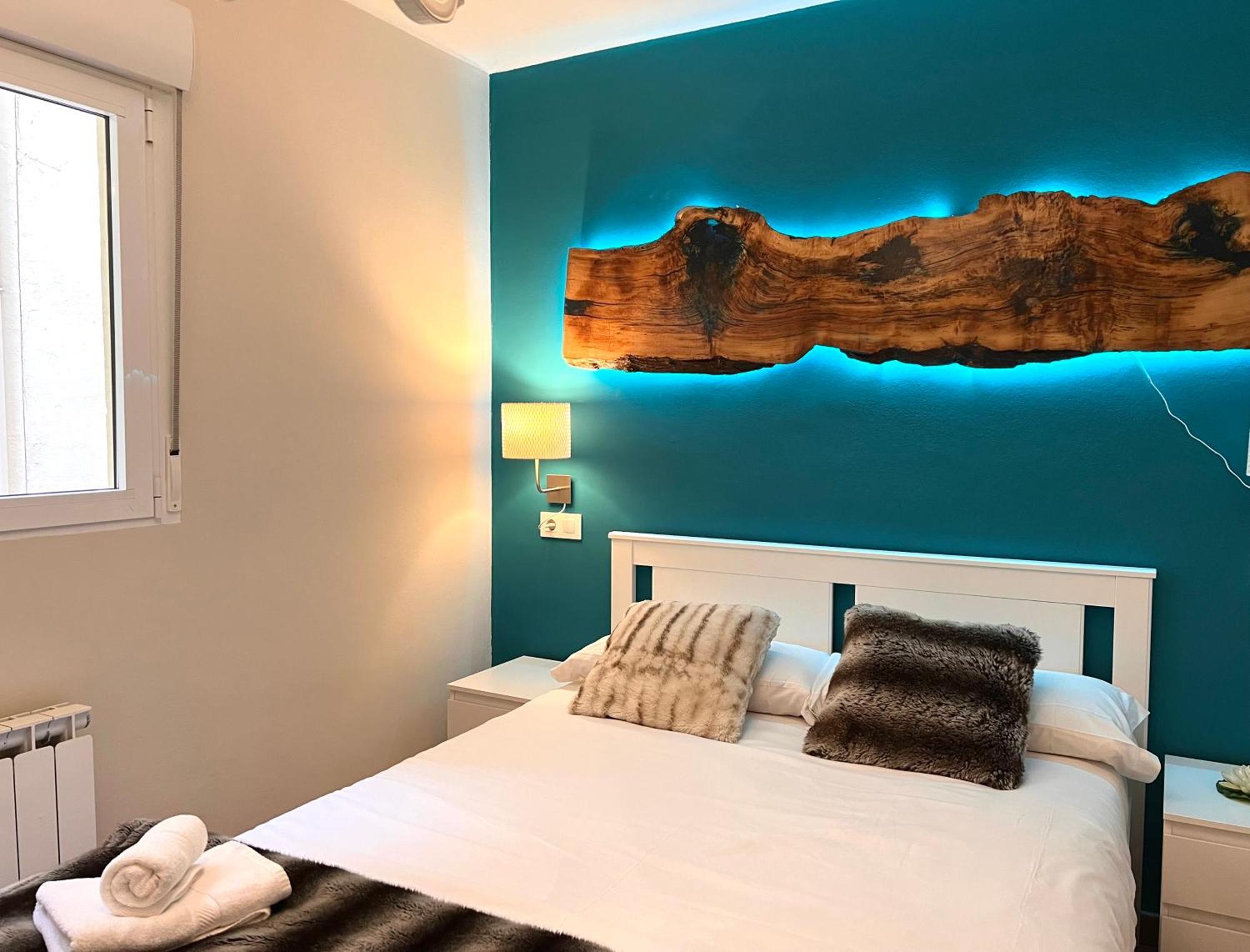 Apartament Les Vernedes - L'Amfitriona ซอร์ต ภายนอก รูปภาพ