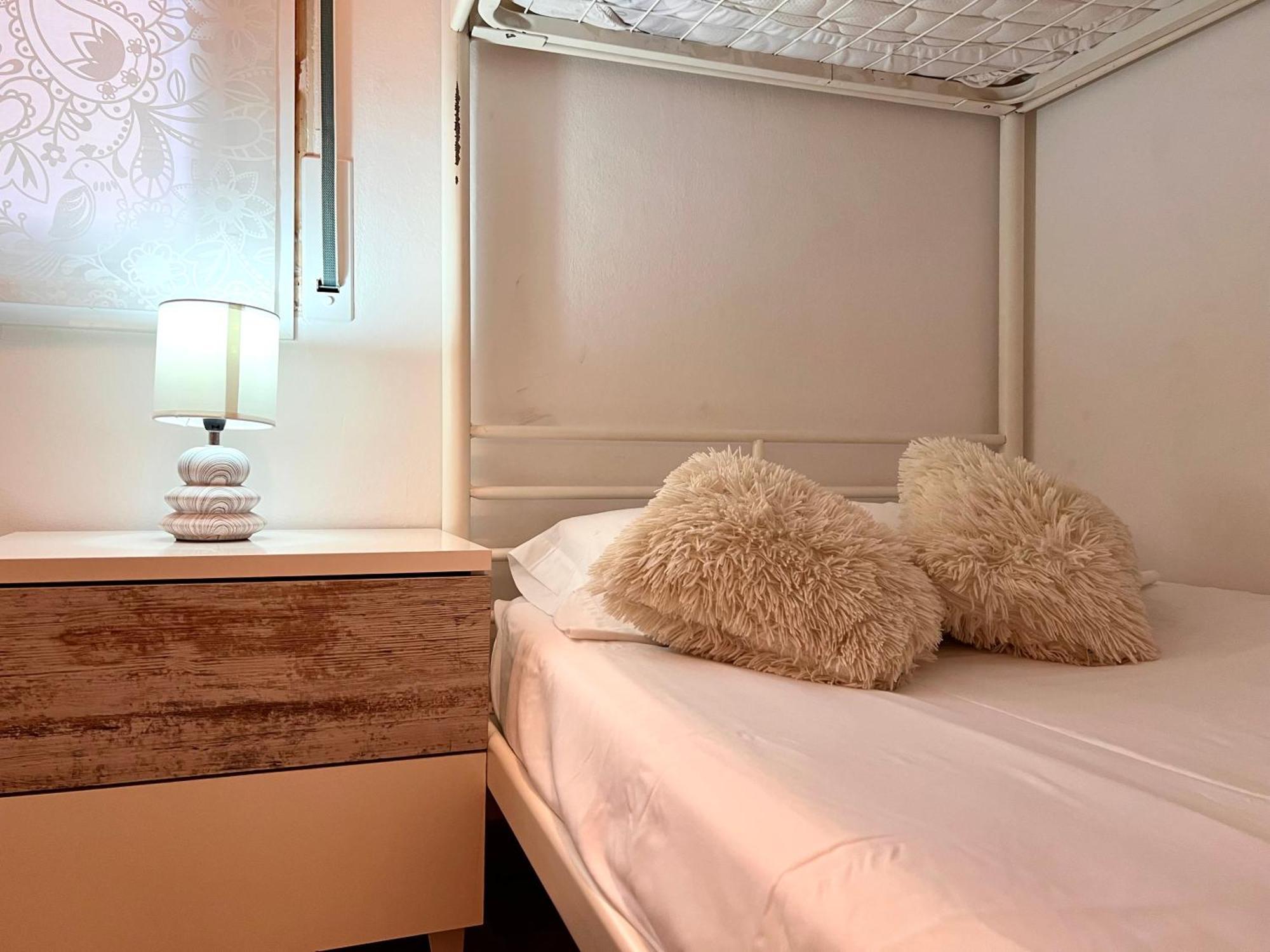 Apartament Les Vernedes - L'Amfitriona ซอร์ต ภายนอก รูปภาพ